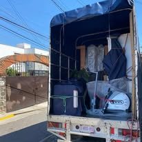 Unidad cargada para mudanza